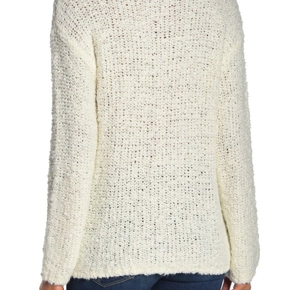 Susina Boucle Knit V-Neck Sweater White Snow - Picture 2 of 9